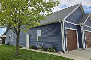 905 Duke St, Brownsville, WI 53006 - Photo 3