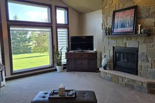 905 Duke St, Brownsville, WI 53006 - Photo 5