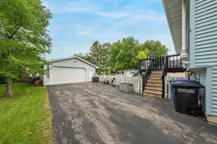 830 Osborn Ave, Oshkosh, WI 54902 - Photo 41