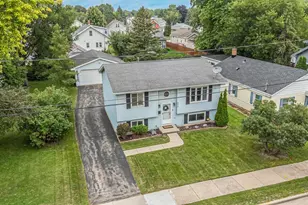 830 Osborn Ave, Oshkosh, WI 54902 - Photo 13