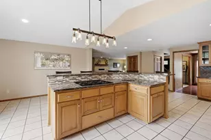 1502 E Cranberry Dr, Appleton, WI 54915 - Photo 11