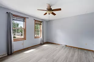 1502 E Cranberry Dr, Appleton, WI 54915 - Photo 23