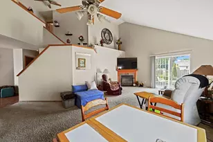 711 W Packer Ave, Oshkosh, WI 54901 - Photo 15
