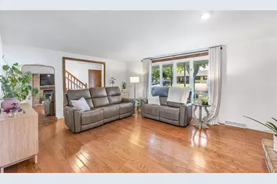 3108 Summer Place, Green Bay, WI 54313 - Photo 5