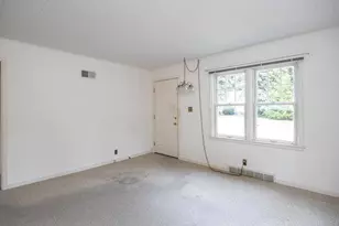 1609 W Murdock Ave, Oshkosh, WI 54901 - Photo 3