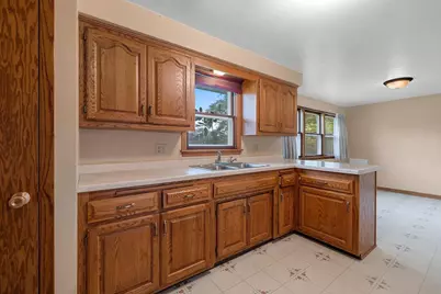 1648 View Lane, Green Bay, WI 54313 - Photo 11