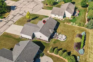 W6438 Sawtooth St, Menasha, WI 54952 - Photo 53