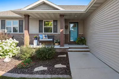 W6438 Sawtooth Street, Menasha, WI 54952 - Photo 3