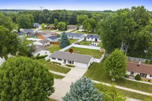 2360 Kincaid Ave, Oshkosh, WI 54904 - Photo 61