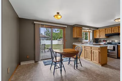 2360 Kincaid Avenue, Oshkosh, WI 54904 - Photo 31