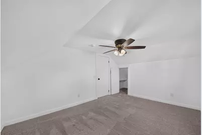 400 W 7th Avenue, Oshkosh, WI 54902 - Photo 13