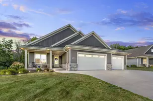 2608 Canvasback Dr, Menasha, WI 54952 - Photo 1