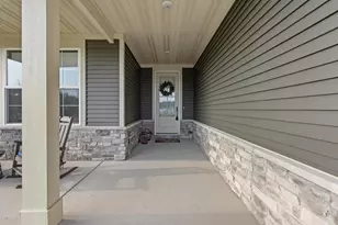 2608 Canvasback Dr, Menasha, WI 54952 - Photo 7