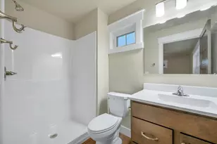158 N Maple Ave, Green Bay, WI 54303 - Photo 37