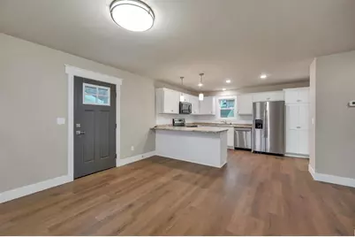 158 N Maple Avenue, Green Bay, WI 54303 - Photo 23