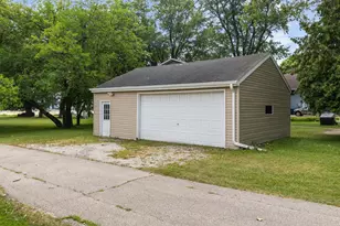 1583 Butte Des Morts Beach Rd, Neenah, WI 54956 - Photo 41