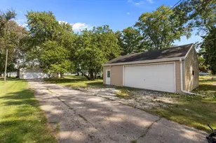 1583 Butte Des Morts Beach Rd, Neenah, WI 54956 - Photo 43