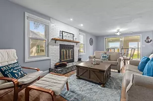 1583 Butte Des Morts Beach Rd, Neenah, WI 54956 - Photo 3