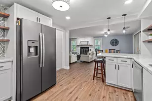 1583 Butte Des Morts Beach Rd, Neenah, WI 54956 - Photo 15