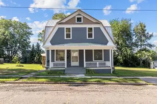 222 W Moore St, Berlin, WI 54923 - Photo 1