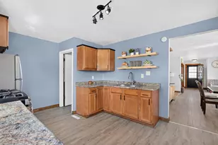 204 8th St, Fond du Lac, WI 54935 - Photo 9