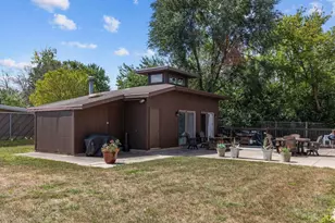 1161 Gillingham Road, Neenah, WI 54956 - Photo 25