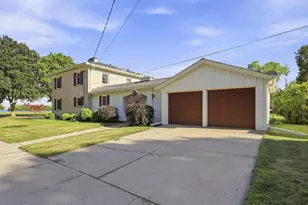 1117 Baldwin Ave, Oshkosh, WI 54901 - Photo 5