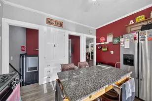 1208 Winnebago Ave, Oshkosh, WI 54901 - Photo 9