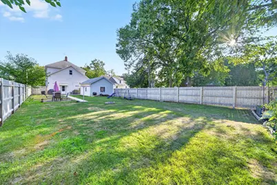 1208 Winnebago Avenue, Oshkosh, WI 54901 - Photo 39
