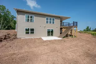 300 Deer Shed Trl, Green Bay, WI 54311 - Photo 43