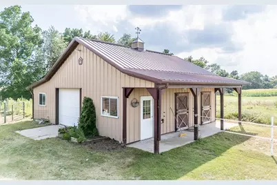 E8403 Church Road, New London, WI 54961 - Photo 3