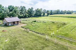 E8403 Church Rd, New London, WI 54961 - Photo 77