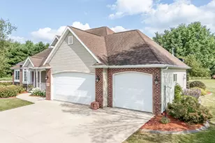 E8403 Church Rd, New London, WI 54961 - Photo 47