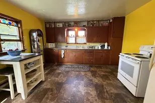 311 Terrace Ave, Marinette, WI 54143 - Photo 13