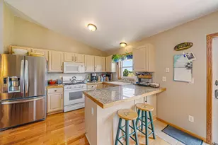 1024 Calypso Dr, Winneconne, WI 54986 - Photo 9