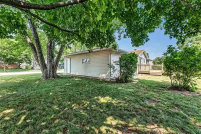 1125 Stine Way, De Pere, WI 54115 - Photo 17