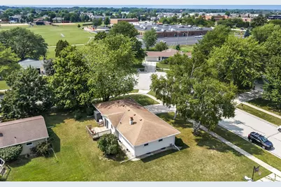 1125 Stine Way, De Pere, WI 54115 - Photo 21