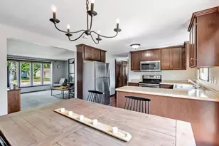 1125 Stine Way, De Pere, WI 54115 - Photo 7