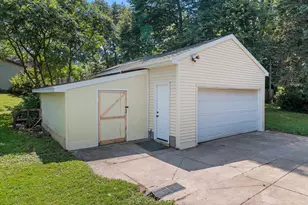 701 W 7th St, Kaukauna, WI 54130 - Photo 9