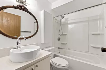 544 W Smith Avenue, Oshkosh, WI 54901 - Photo 17