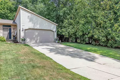 2526 Dunbar Lane, Green Bay, WI 54304 - Photo 23