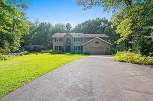 3611 Royal Oaks Ct, Suamico, WI 54173 - Photo 5