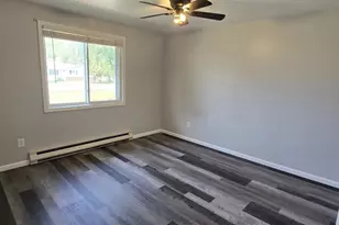 969 7th St, Menasha, WI 54952 - Photo 11
