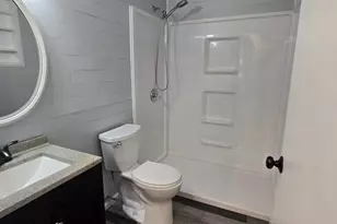 969 7th St, Menasha, WI 54952 - Photo 9