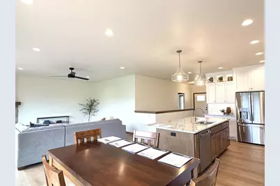 2146 Aurrailia Court, Green Bay, WI 54311 - Photo 13