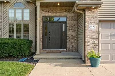 2705 Oakwood Circle, Oshkosh, WI 54904 - Photo 3
