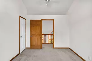 2705 Oakwood Cir, Oshkosh, WI 54904 - Photo 31