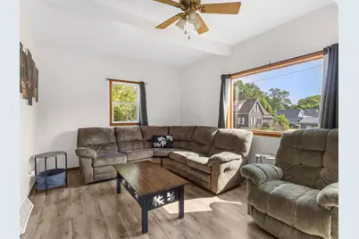 1141 State Street, Marinette, WI 54143 - Photo 3