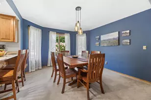 1337 Orchard Ct, Neenah, WI 54956 - Photo 7