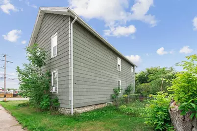 1802 11th Avenue, Menominee, MI 49858 - Photo 9